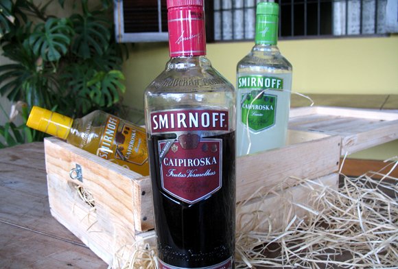 Smirnoff Caipiroska - kit de divulgação