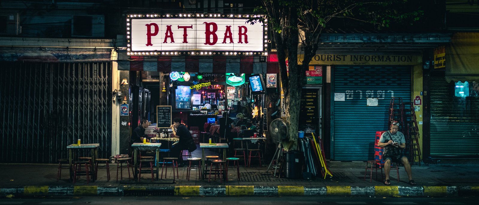 dude - Renaud - Bangkok - Boteco Design